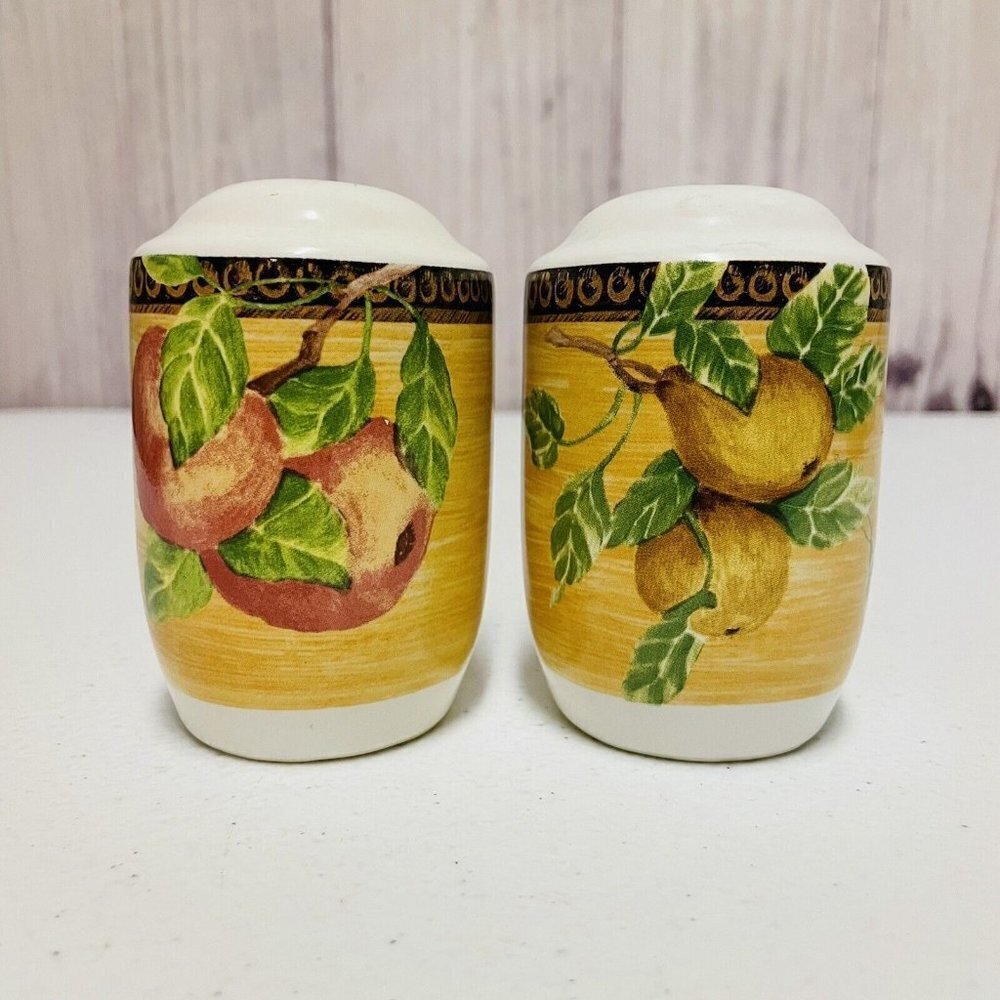 Vintage Jay Imports Corelle Fruit Salt & Pepper Shakers Pair